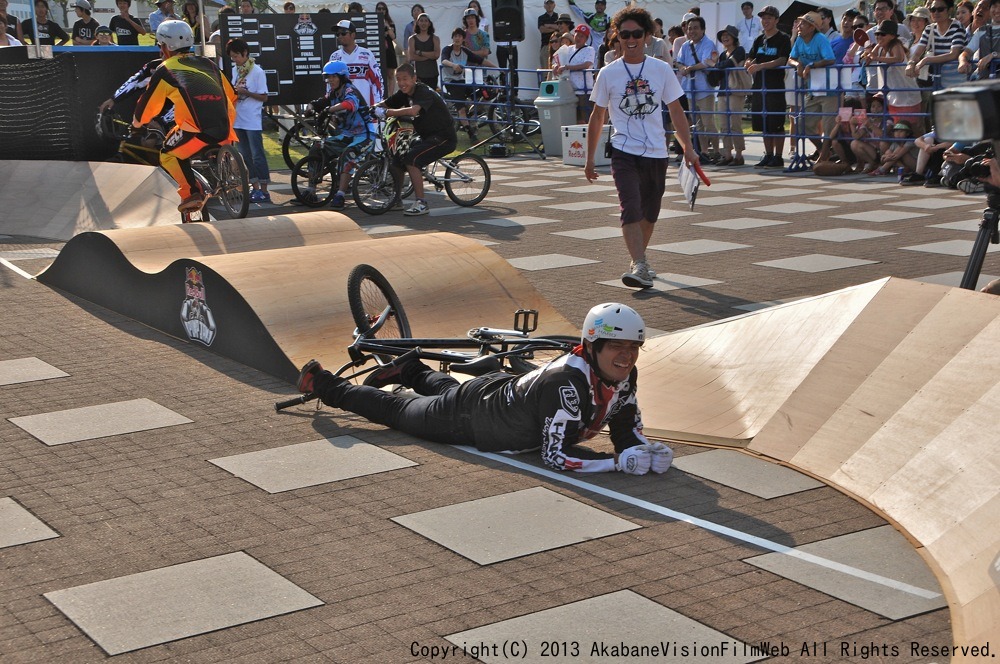  Red Bull Pump JamVOL9：決勝トーナメントその４〜セミファイナル_b0065730_117277.jpg