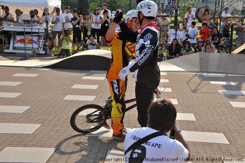  Red Bull Pump JamVOL9：決勝トーナメントその４〜セミファイナル_b0065730_1182297.jpg