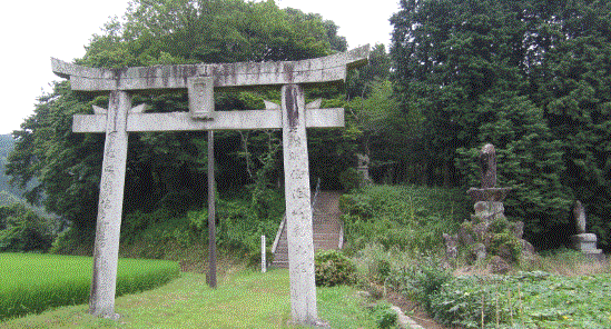 安心院の佐田神社_a0237545_2052521.gif