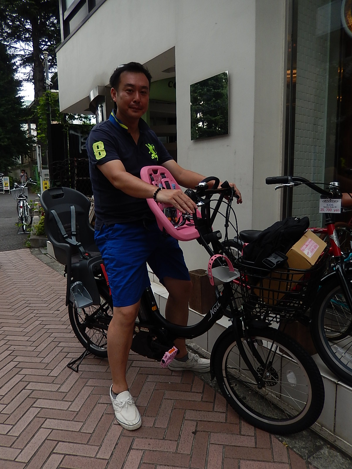 お洒落でかわいい子供乗せ電動自転車　NOiSアシスト_e0188759_15331249.jpg