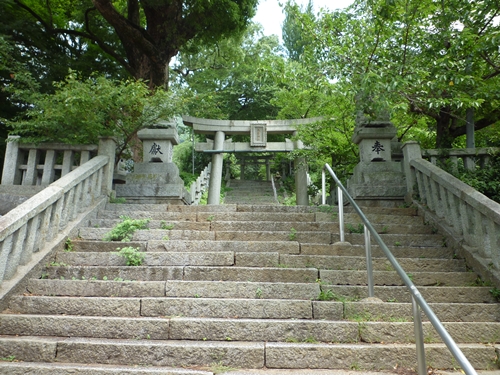 宇佐・安心院トレッキング（６）香春神社　謎の神々たち　_c0222861_22385179.jpg