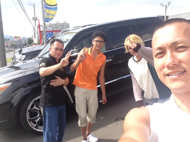 ランクル100のお客様が続々と_b0127002_143167.jpg