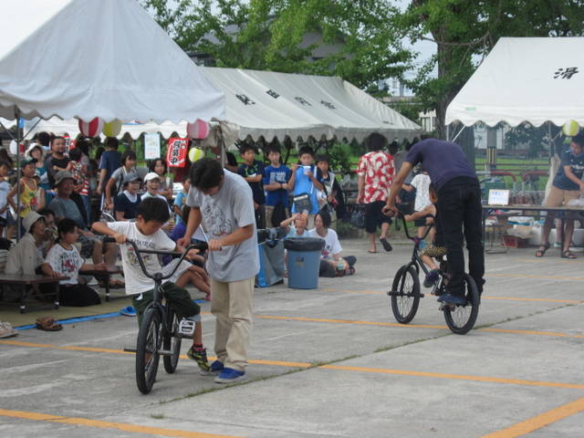 a0026413_21404183.jpg