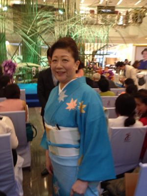 草月流家元 勅使河原茜先生 エンポリアムバンコク Atelier Fu Wari 草月流家元 勅使河原茜先生 エンポリアムバンコク Atelier Fu Wari