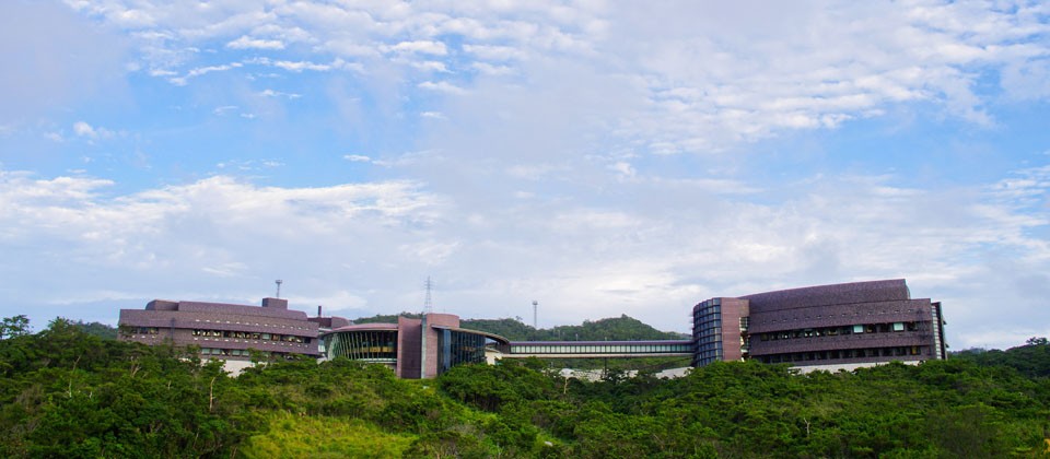 大学院大学？？_c0200353_21423280.jpg