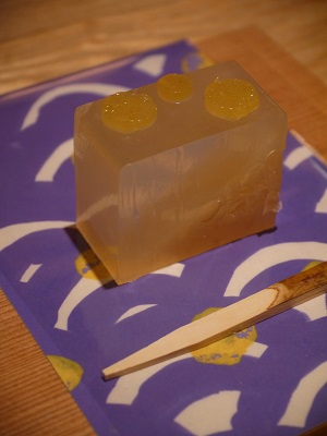 「青海波(せいがいは)」 ~SOU SOU しつらい (京都)~_c0235725_9285413.jpg