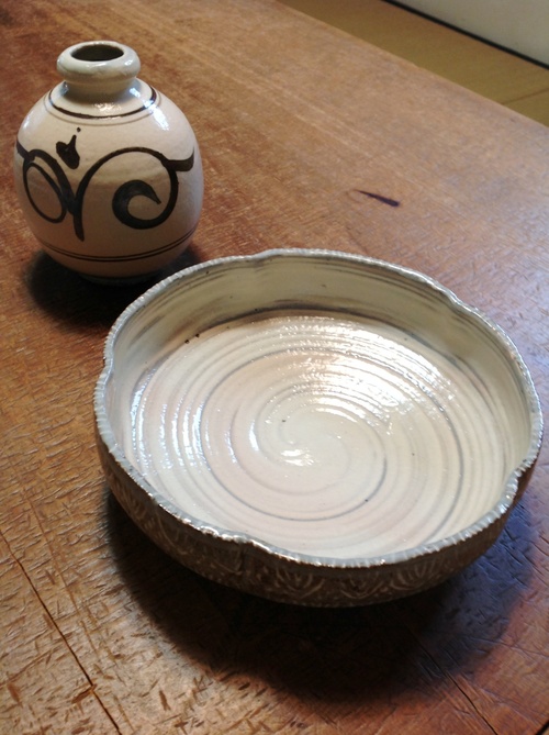 韓国 金海窯 新入荷しました。_b0153663_1635271.jpg