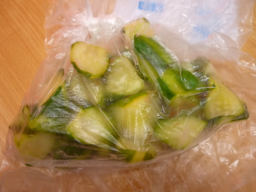 きゅうり_f0206213_1155288.jpg