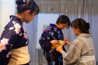 浴衣の着付けレッスン_c0200917_7261987.jpg