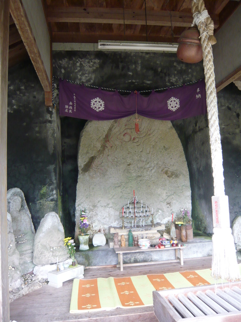 白山比咩（しらやまひめ）神社＠日本列島真ん中の旅2013_d0108969_1234418.jpg