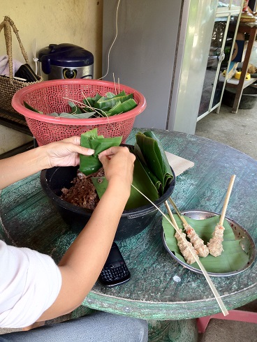 「シドゥメン村 食べる」のカテゴリー 目次のページです。_a0120328_0333100.jpg