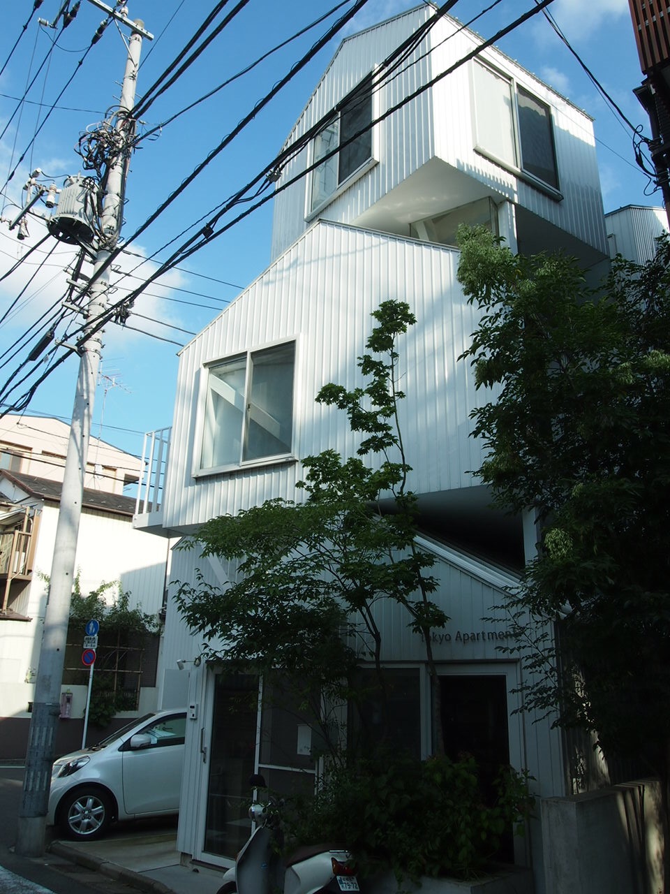 Tokyo Apartment を見に行った。_c0250964_12521460.jpg