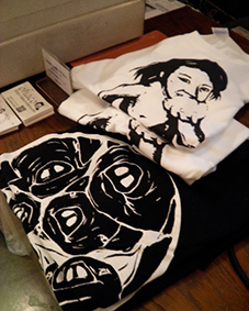 SALE T-shirts _d0139575_2131270.jpg