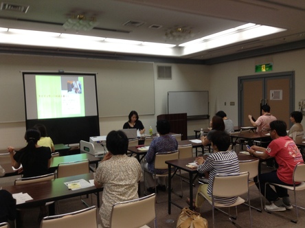 タイ古式マッサージ実践講座開催_d0160105_22364725.jpg