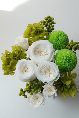9月の花嫁さま ホワイトグリーンミックスブーケ!_a0136507_1647844.jpg