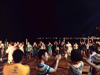 blog;8/10(土)仲田美穂コラソン・ラティーノ at 江ノ島ビーチ「笹岡亭」!_a0103940_1552443.jpg