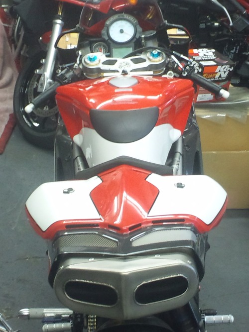 DUCATI９９９Sは元気でござります！_a0163159_103557.jpg