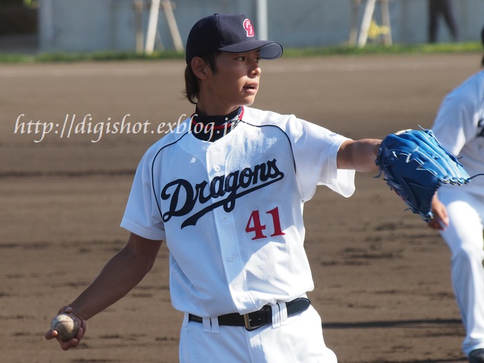 浅尾拓也投手フォト@北谷キャンプ : Out of focus ~Baseball 浅尾拓也投手フォト@北谷キャンプ : Out of focus ~Baseball