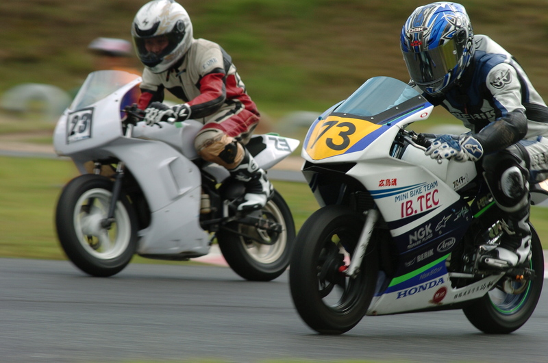 20130804 タマダ　バイク祭り １時間耐久決勝レース2より　3/5_e0034880_2195771.jpg