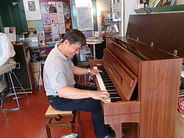 中央高校コーラス部の皆さん、おめでとうございます。_e0046190_1475872.jpg