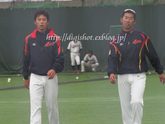 球界のそっくりさん 田中浩康選手と山井大介投手フォト Out Of Focus Baseballフォトブログ 19年終了 球界のそっくりさん 田中浩康選手と山井大介投手フォト Out Of Focus Baseballフォトブログ 19年終了