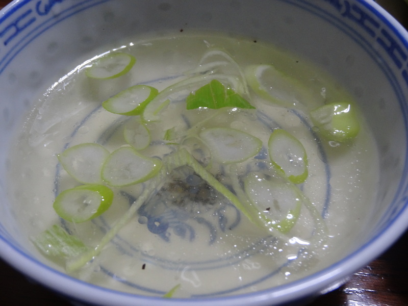 ポテトサラダ、焼き鳥、鮭と筋子の親子丼、冷やし中華、牛と豚の焼き肉です。_c0225997_20242446.jpg