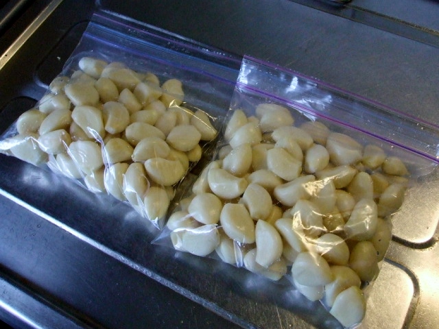 豆腐の赤梅酢漬け_f0019498_1643881.jpg