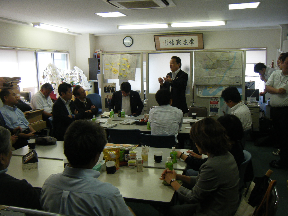 ７月　２日（火）　結束を固めて参議院選挙へ！_e0093518_16455289.jpg