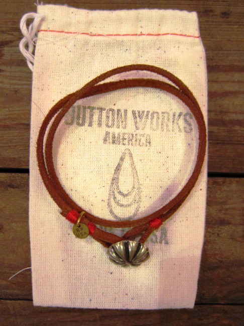 BUTTON WORKS \"USA Concho Suede Bracelet\" ご紹介_f0191324_956138.jpg