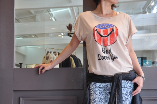 秋のTシャツスタイル・・・Rita Jeans Tokyo_e0127399_201346.jpg