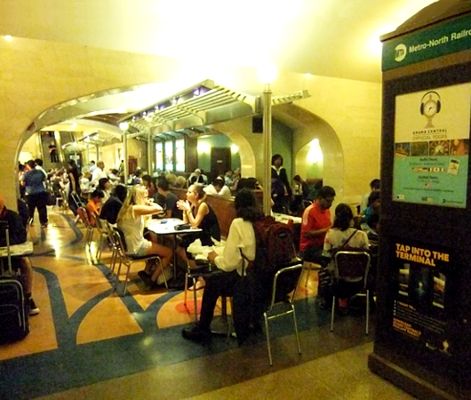 グランド・セントラル駅構内地下にあるお食事処、ダイニング・コンコース（Dining Concourse)_b0007805_0501617.jpg