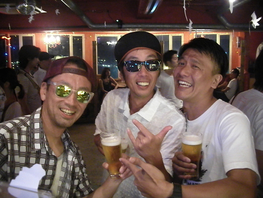 お盆です!BOMボレナー_d0106911_1758583.jpg