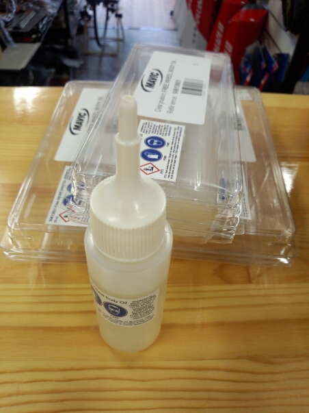MAVIC FREE BODY OIL_b0282021_17213970.jpg