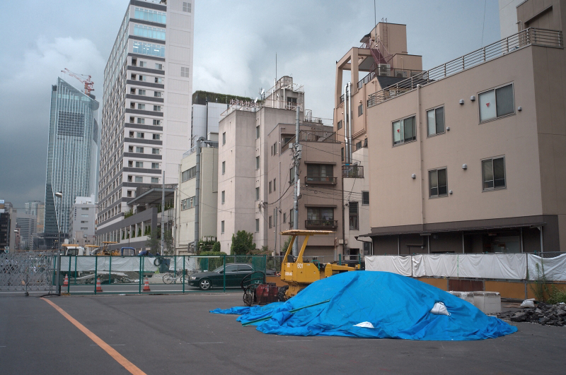 終戦の日とマッカーサー道路の近況_d0082324_1323195.jpg