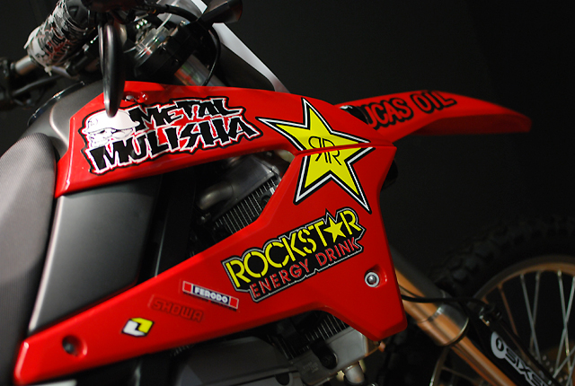 KLX250/D-TRACKER・X LIGHTNING ROCK STAR KLX250/D-TRACKER・X LIGHTNING ROCK STAR