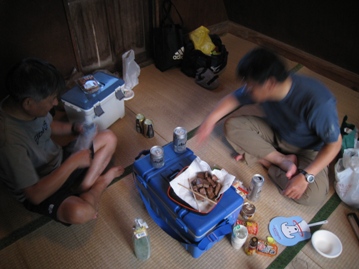 夏山で思いっきり汗をかきたい②　祖母山（１７５６ｍ）_c0077338_7442687.jpg