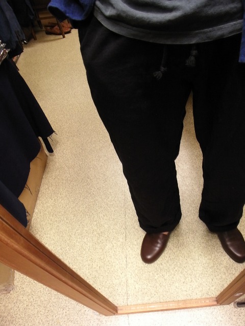 selffoto 198 with slip on leather shoes_e0130546_20235364.jpg
