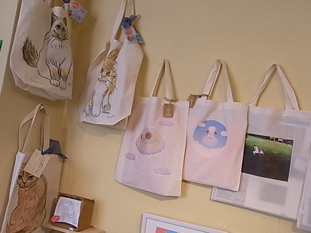 ふくろ・はこ展 あと4日!19日迄です。_d0322493_86631.jpg