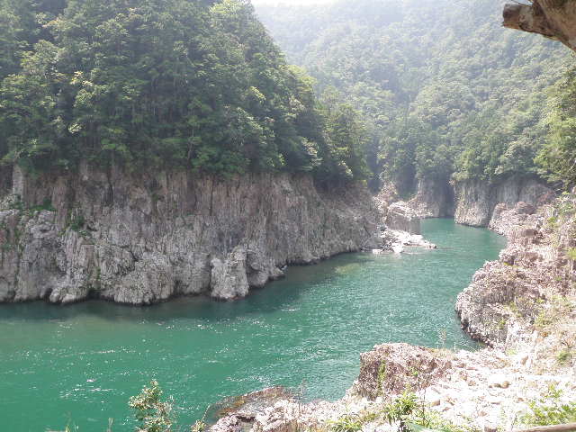 e0241833_1126070.jpg