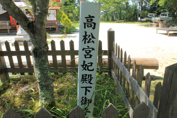 e0316056_218235.jpg