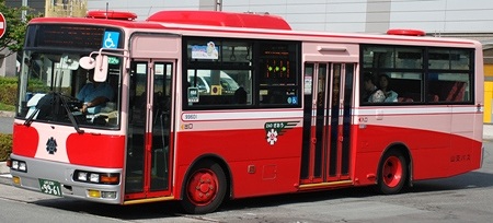 山交バス(山形交通)の復刻塗装車から_e0030537_13401799.jpg