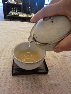 平野日奈子さんの宝瓶と煎茶ゆのみ_b0132444_1632892.jpg