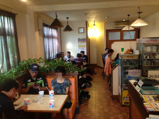 夏真っ盛り カツラ祭りで夏バテ解消_c0261447_22562542.jpg