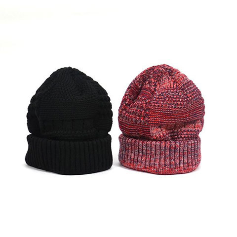 人気のニットキャップ入荷です!_d0158579_1344137.jpg
