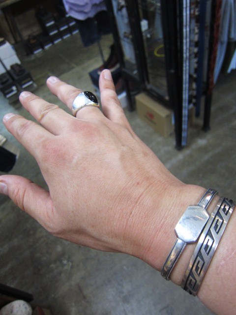 夏の大人の主張② ・・・ Top Artist Jewelry (Charlie John & Lauren Phillips) etc..._d0152280_18552779.jpg