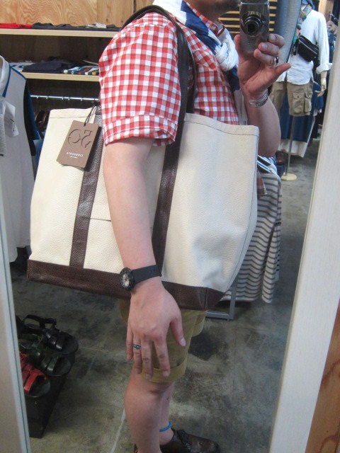 CIQUANTA Italy ・・・ 極上のLEATHER TOTE BAG 入荷です~★★☆_d0152280_23102030.jpg