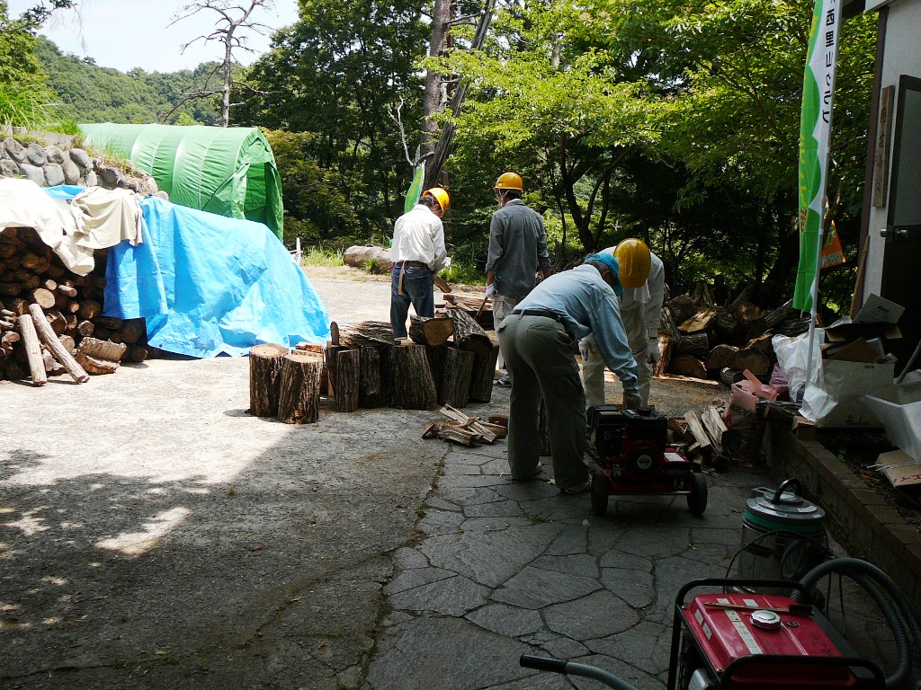 d0024426_7606.jpg