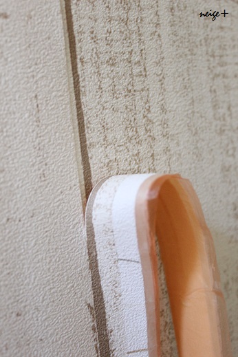 廊下のDIY全セルフリフォーム終了&壁紙貼り方のポイント_f0023333_23453542.jpg