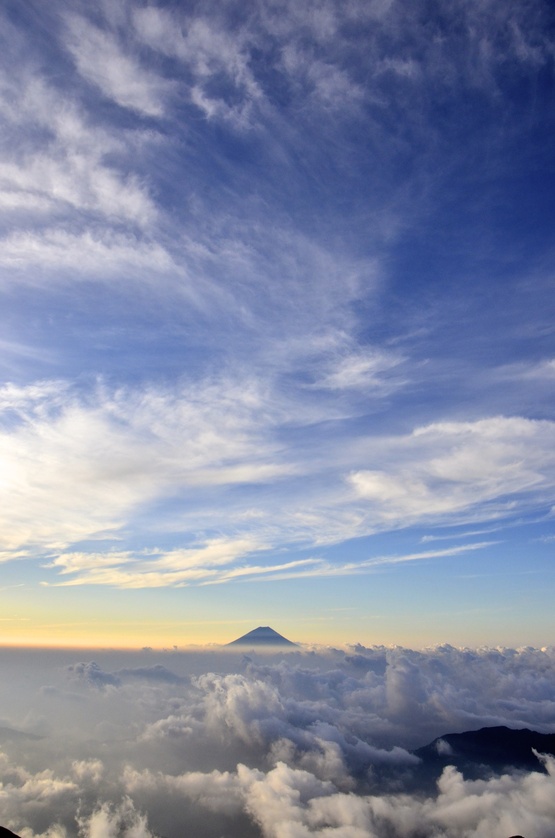 白峰三山縦走日記 2_e0111396_10573846.jpg