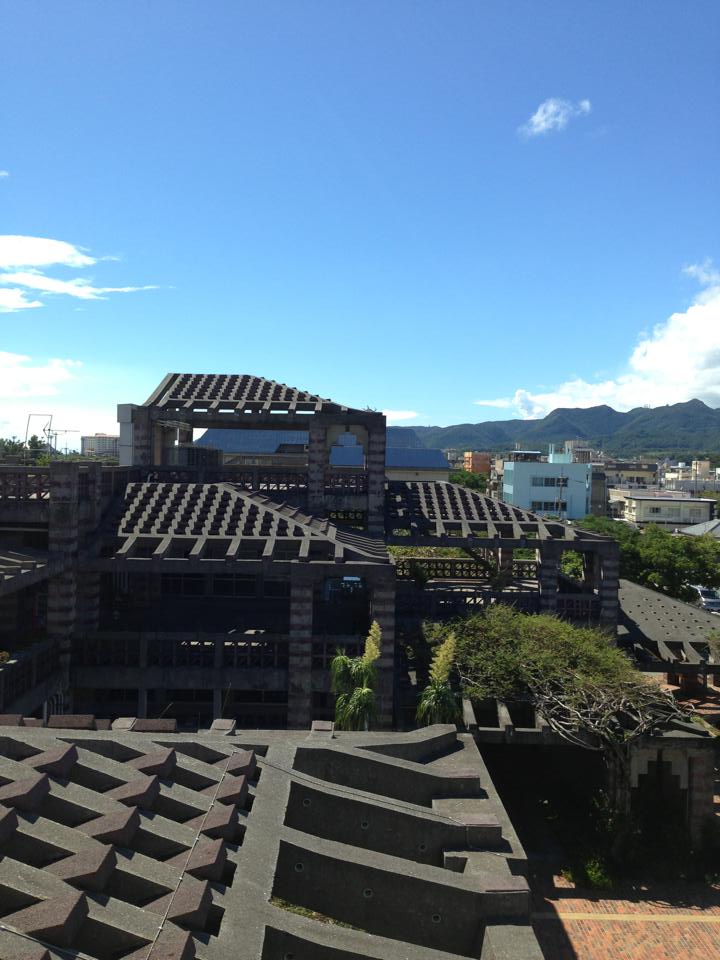 琉球は鮮やかに世界を開く_e0154707_12301029.jpg